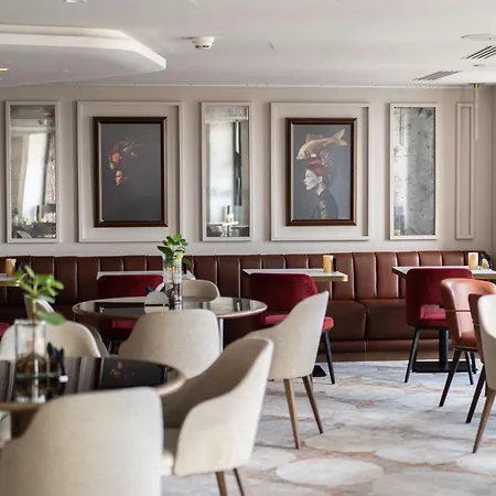 Radisson Blu Hotel, 4* Lyon