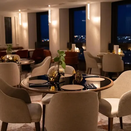 Hotel Radisson Blu Hotel, 4*