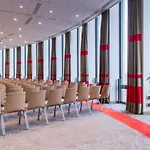 Radisson Blu Hotel, Hotel