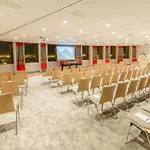 Radisson Blu Hotel, 4*