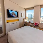 Otel Radisson Blu Hotel, 4*