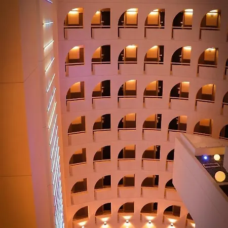 Отель Radisson Blu Hotel, 4*
