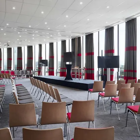 Radisson Blu Hotel, 4*