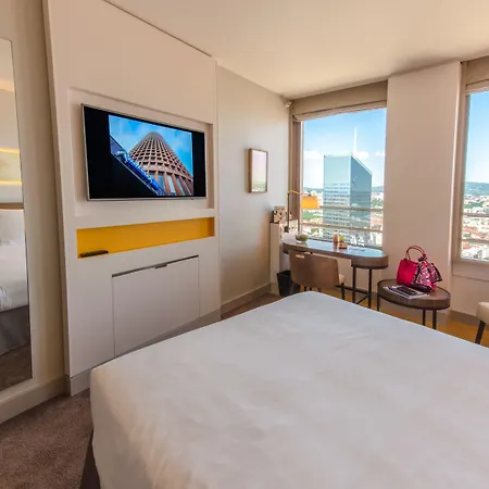 Hotel Radisson Blu Hotel, 4*