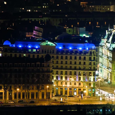 Radisson Blu Hotel,