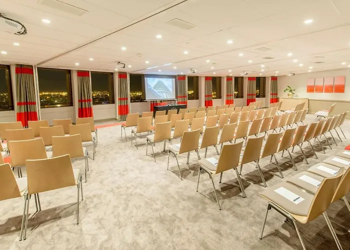 Radisson Blu Hotel, 4*