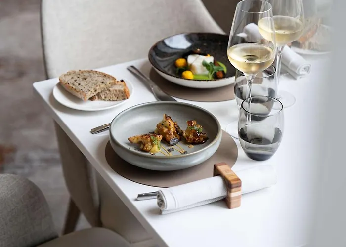 Radisson Blu Hotel, Hotel