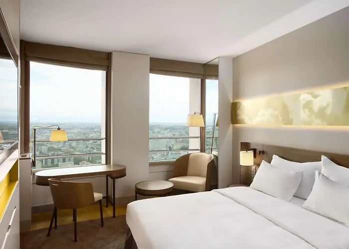 Radisson Blu Hotel, Hotel