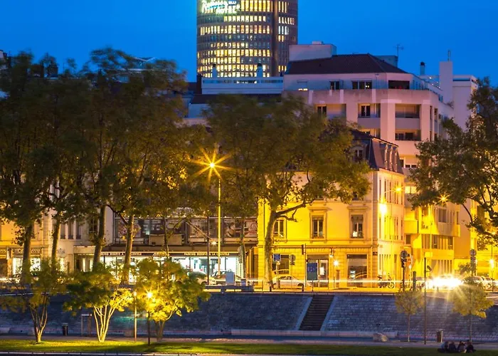 Radisson Blu Hotel, 4* Lione