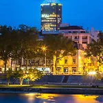 Radisson Blu Hotel, 4* Lyon