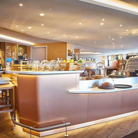 Radisson Blu Hotel, Hotel 4*