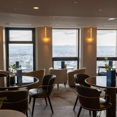 Radisson Blu Hotel, 4*